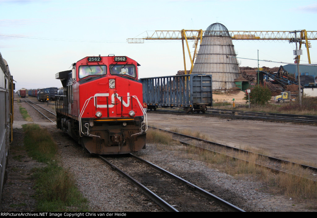 CN 2562